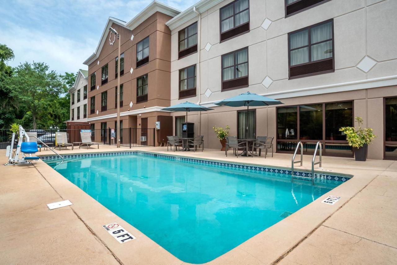 Comfort Suites Tallahassee Downtown Exterior foto