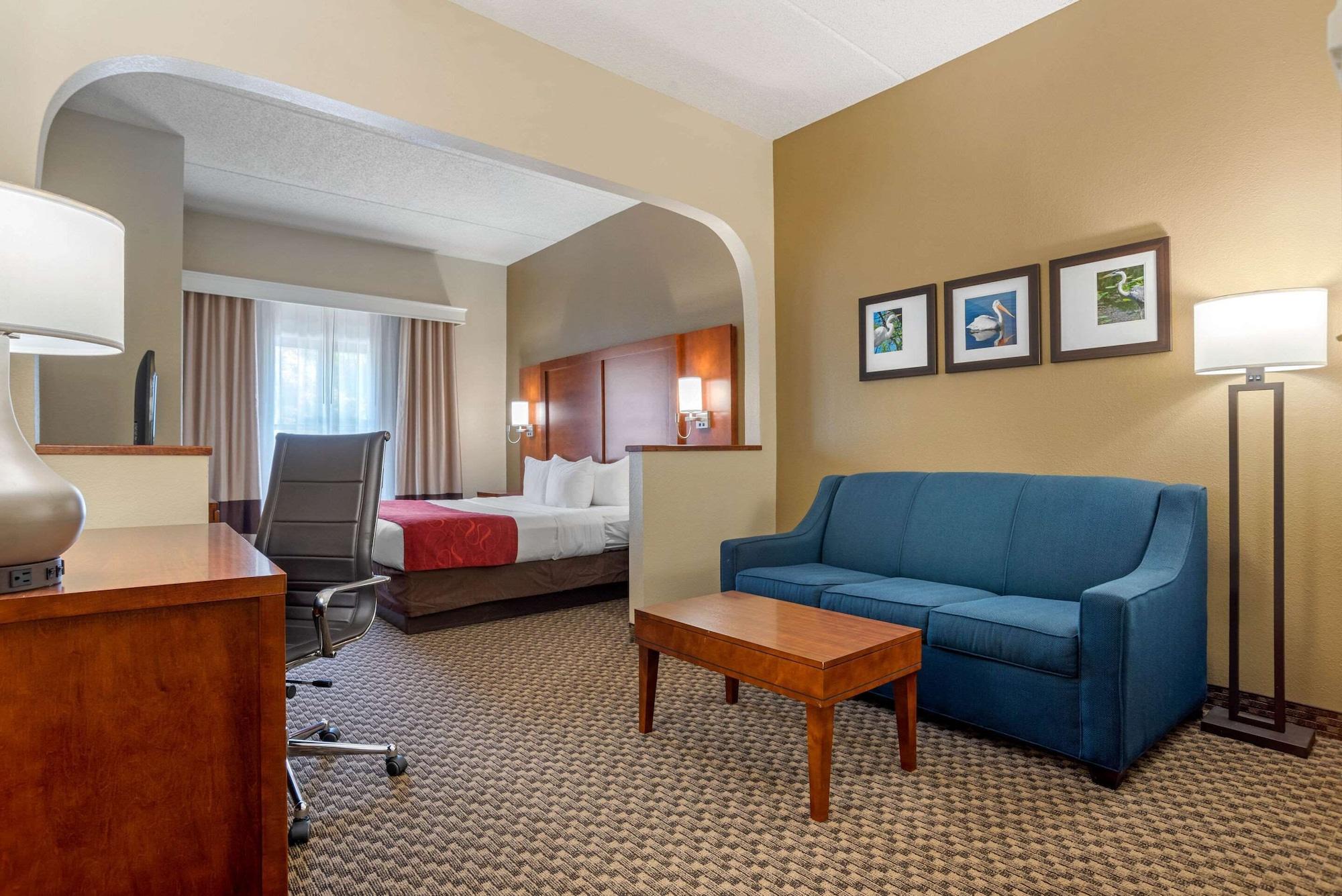 Comfort Suites Tallahassee Capitol - University Area Exterior foto