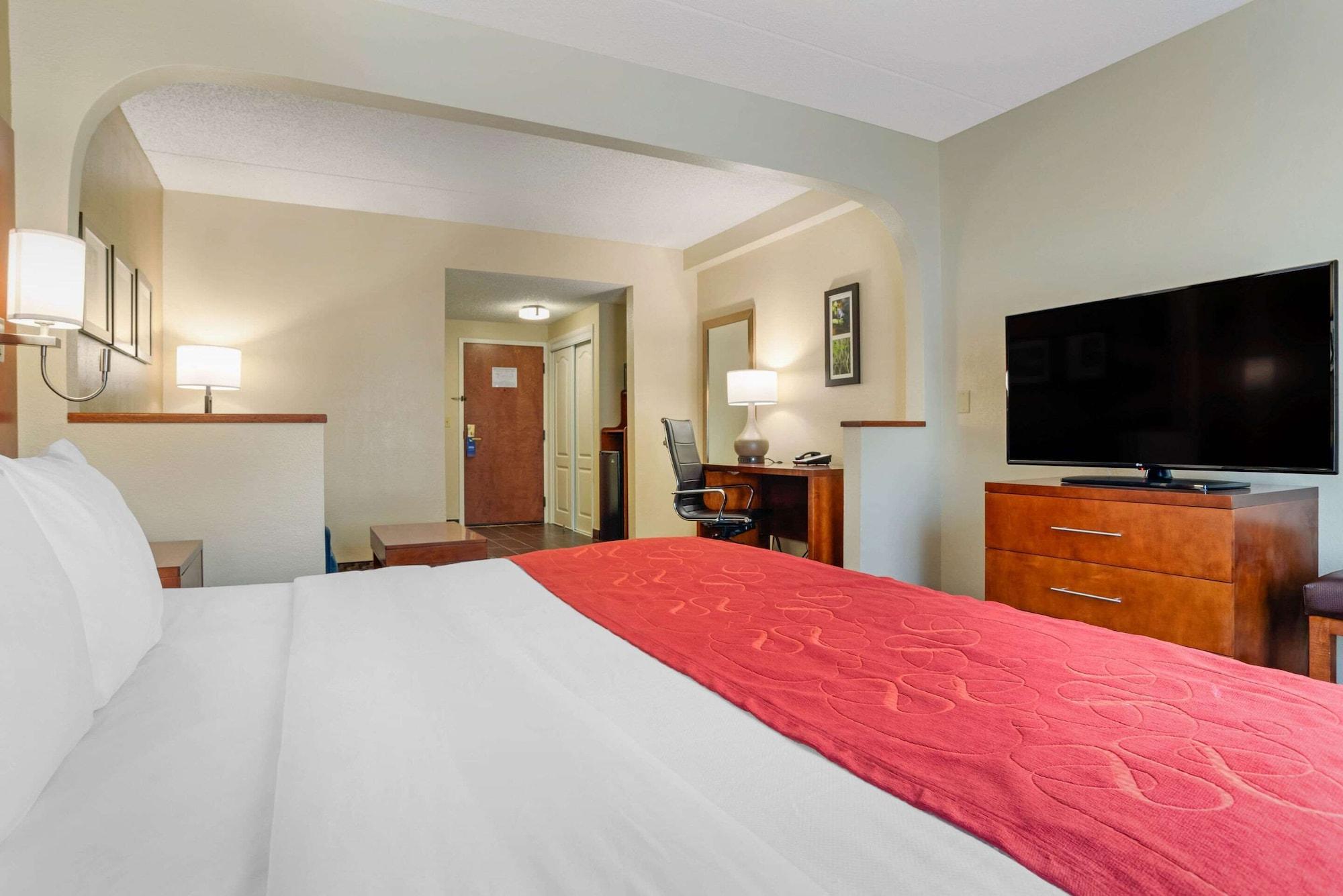 Comfort Suites Tallahassee Capitol - University Area Exterior foto