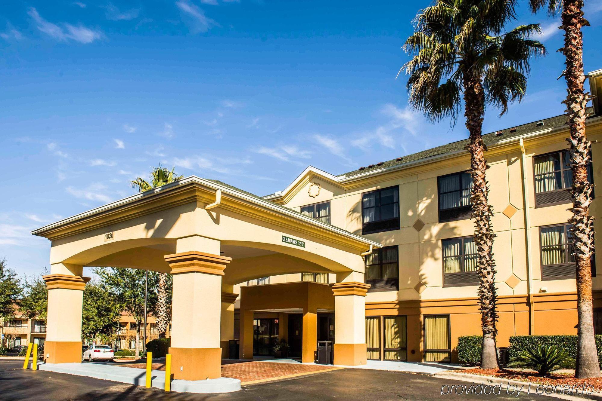 Comfort Suites Tallahassee Capitol - University Area Exterior foto