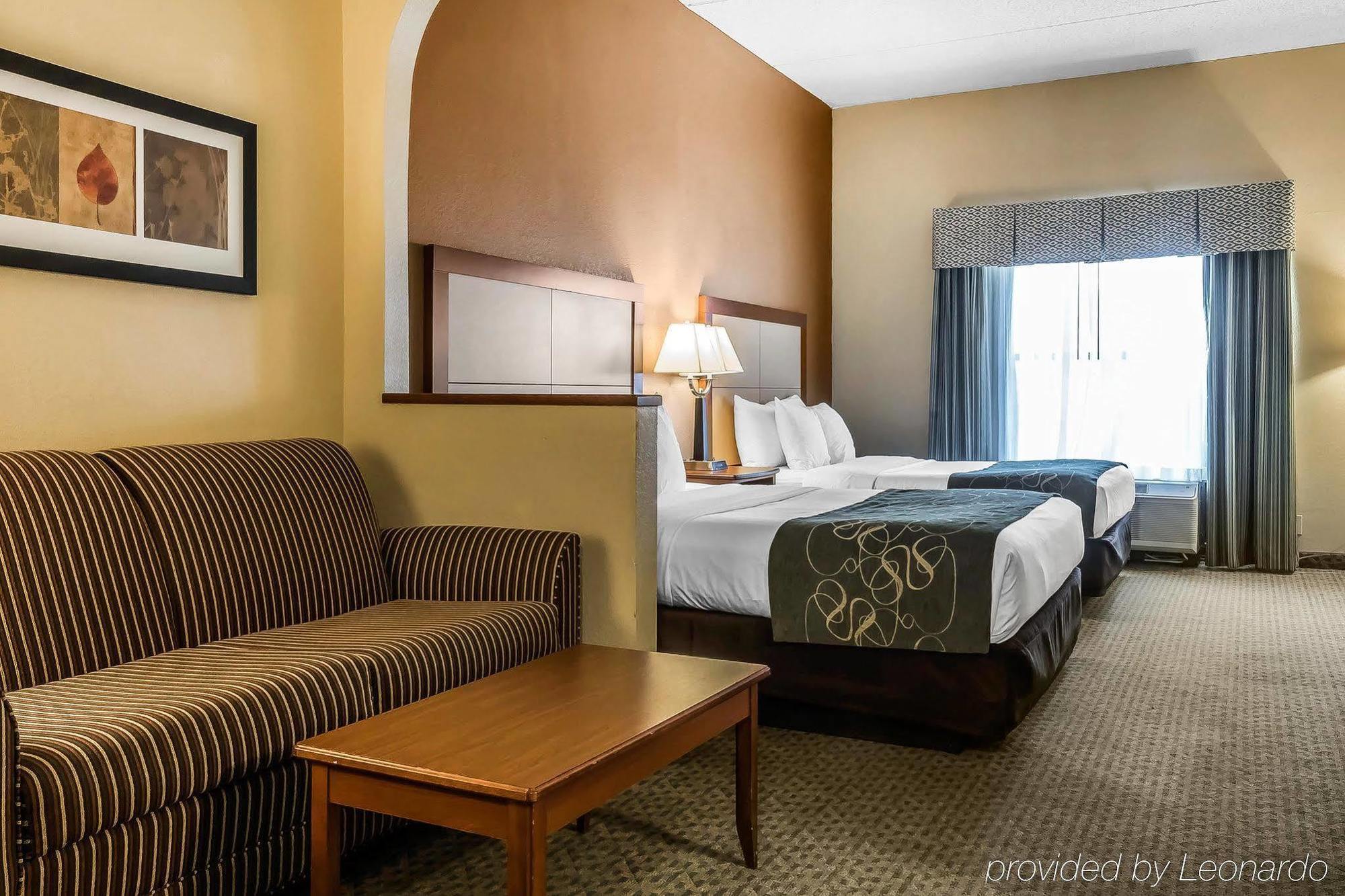 Comfort Suites Tallahassee Capitol - University Area Exterior foto