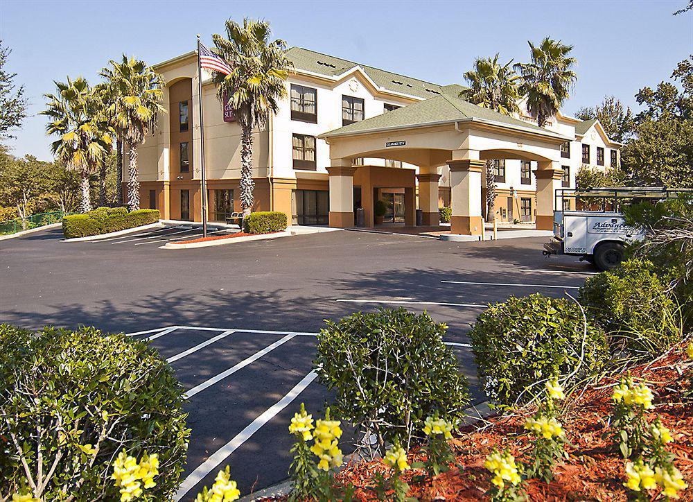 Comfort Suites Tallahassee Capitol - University Area Exterior foto